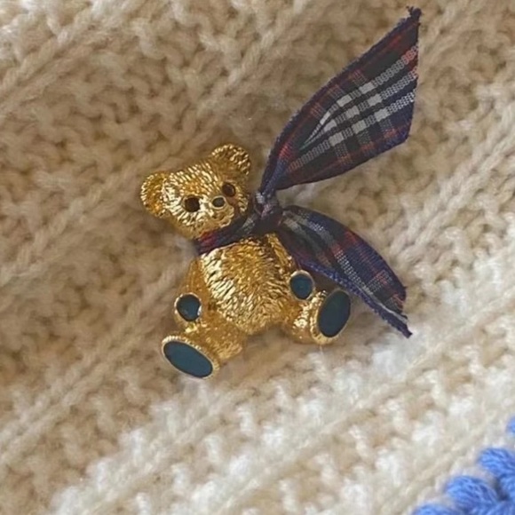 Bear brooch - Picture 3 of 7